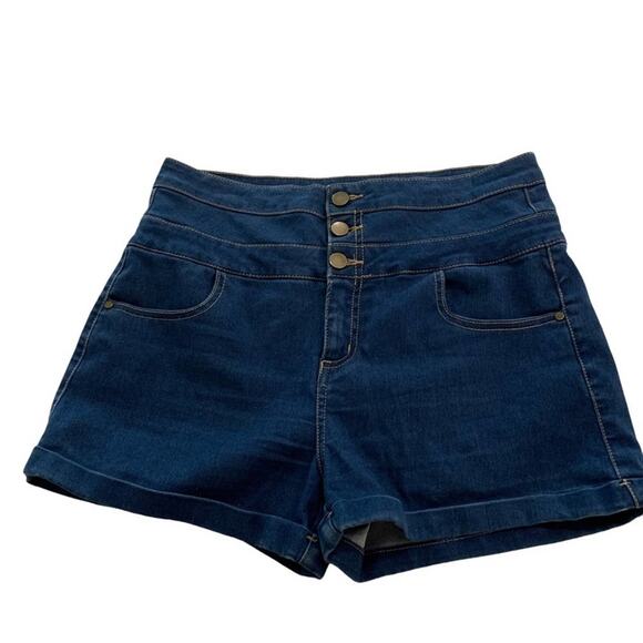 TINSELTOWN denim couture size 9. Three button and zipper front. High rise. - Picture 3 of 5